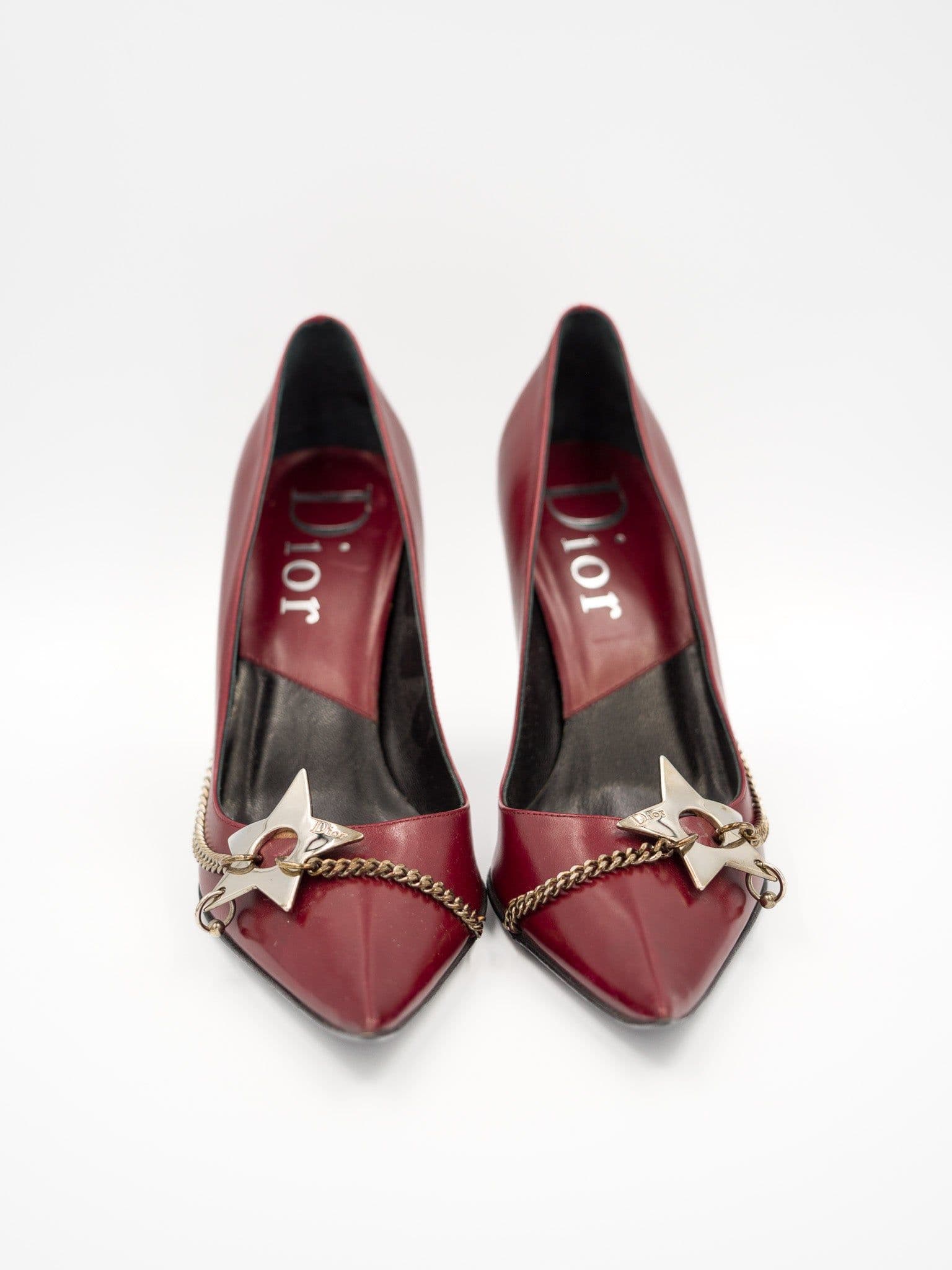 Dior Hardcore bordowe czółenka z zawieszką-gwiazdą John Galliano SS2004 (37)